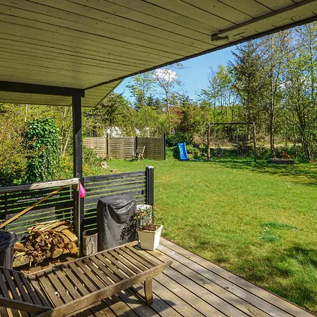 Tatil Evi Three-bedroom In *
